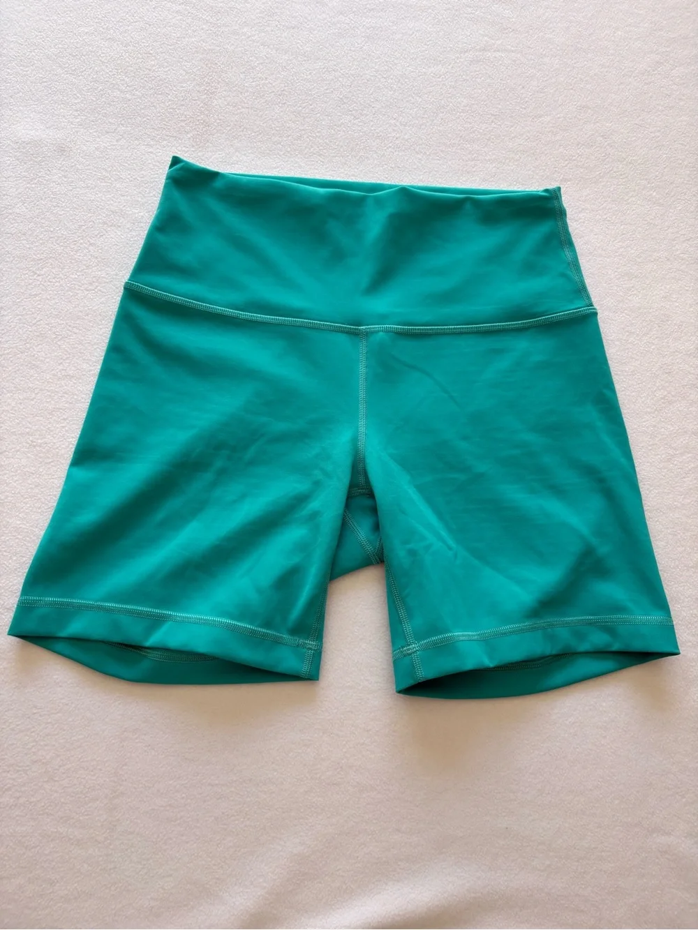 lululemon athletica High-Rise Wunder Train Shorts — Teal size 8